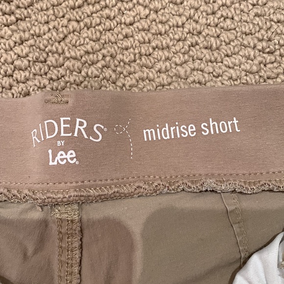 khaki rider shorts - Picture 2 of 3